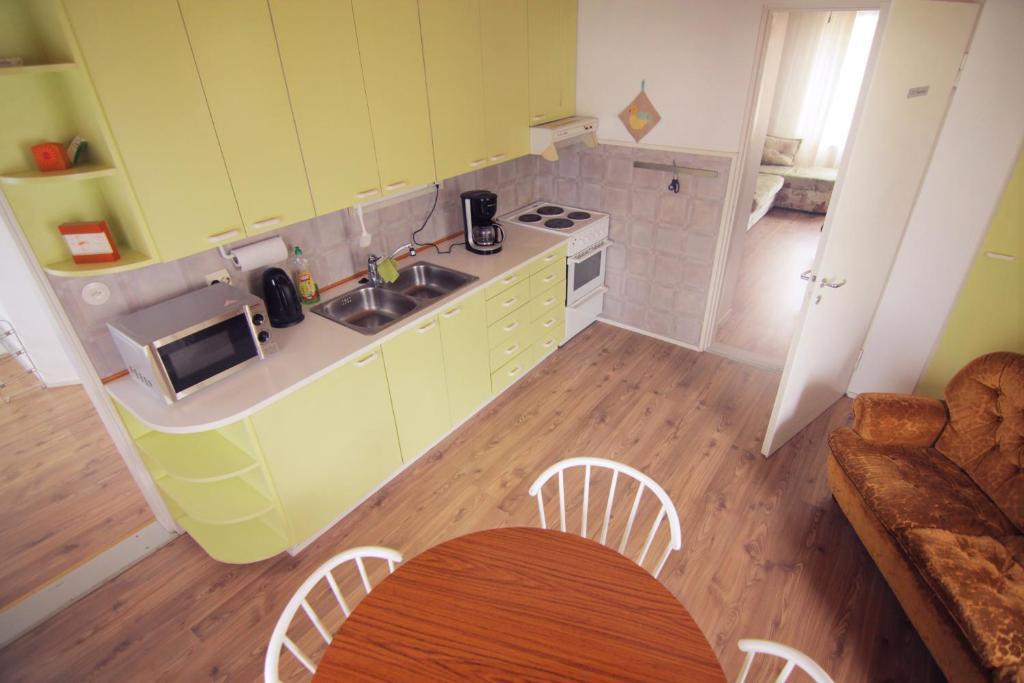 بوري Apartment Hotel Kuukkarin Kortteeri المظهر الخارجي الصورة
